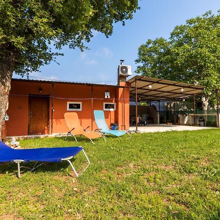 Vacation House "Andy" Pula Ngoại thất bức ảnh