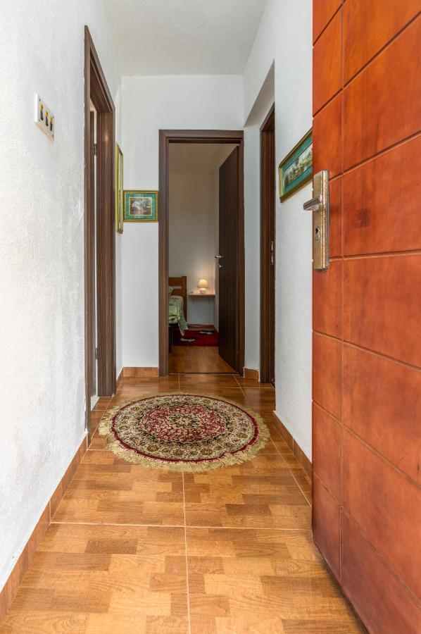 Vacation House "Andy" Pula Ngoại thất bức ảnh