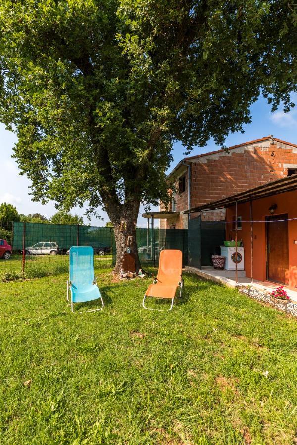 Vacation House "Andy" Pula Ngoại thất bức ảnh